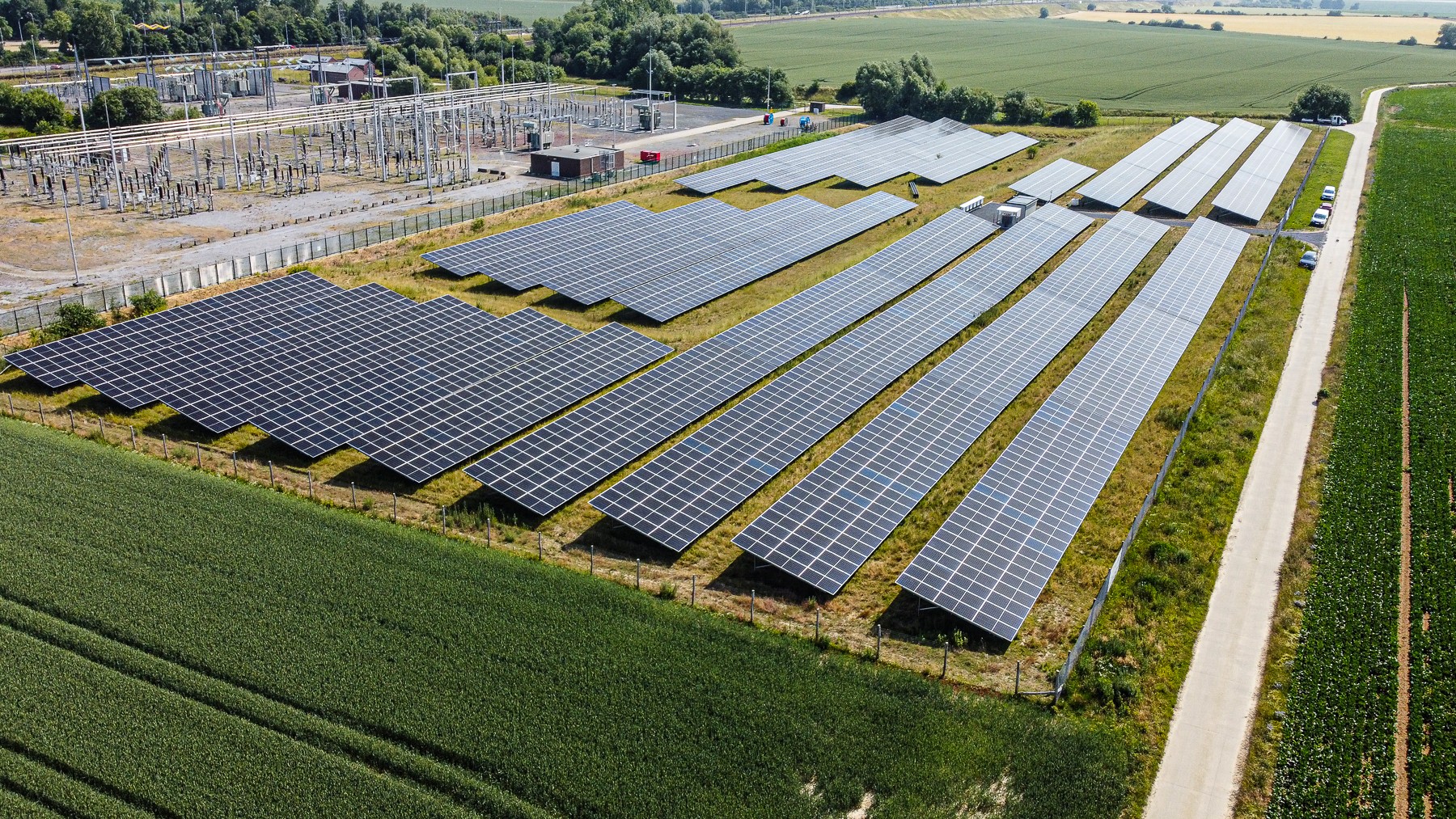 Centrale photovoltaïque Infrabel Avernas-le-Bauduin